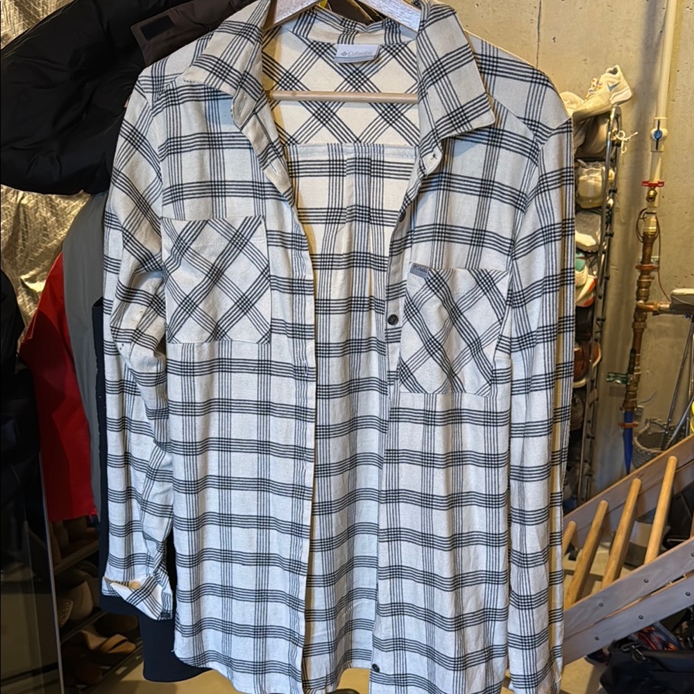 Black and White Casual Plaid Shirt